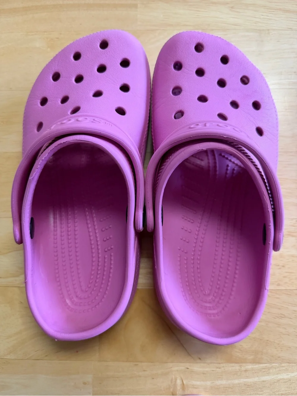 CROCS Kids Classic Clog  - pink - girls size 3